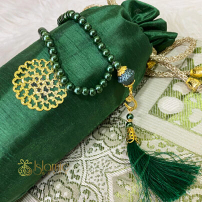 Green Prayer Rug with Tasbeeh and Pouch