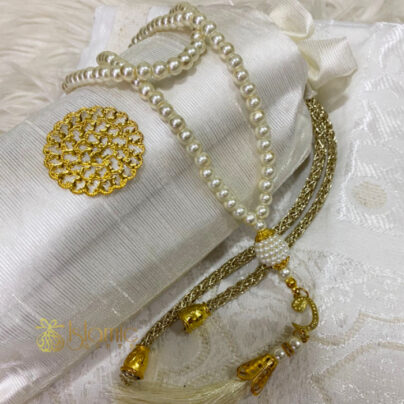 White Prayer Rug with Tasbeeh and Pouch