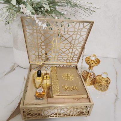 Personalized Royal Islamic Gift Box with Quran,miswak,White Oud,Prayer Mat with Pouch,Bookmark, Zikr,Tasbeeh