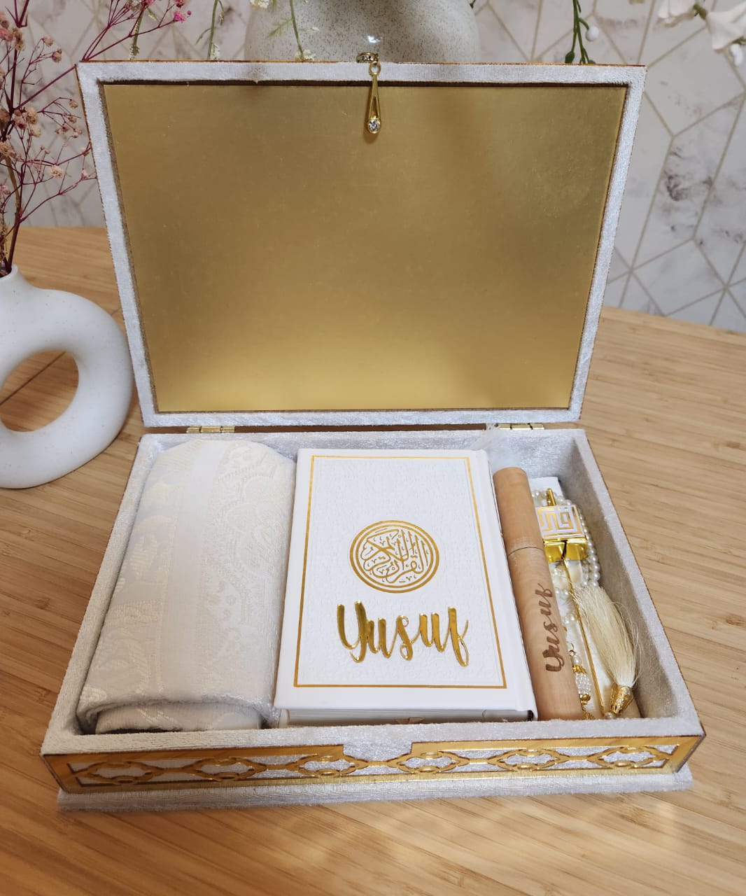 Exclusive Islamic Gift Set with Rainbow Quran,prayer rug ,tasbeeh, bookmark,Miswak holder