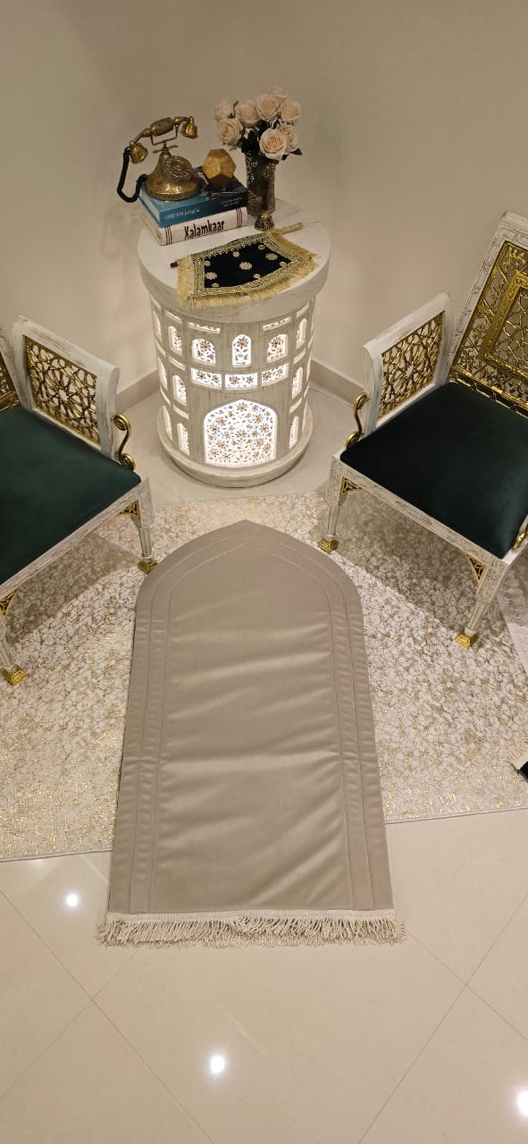 Grey Velvet Prayer Mat